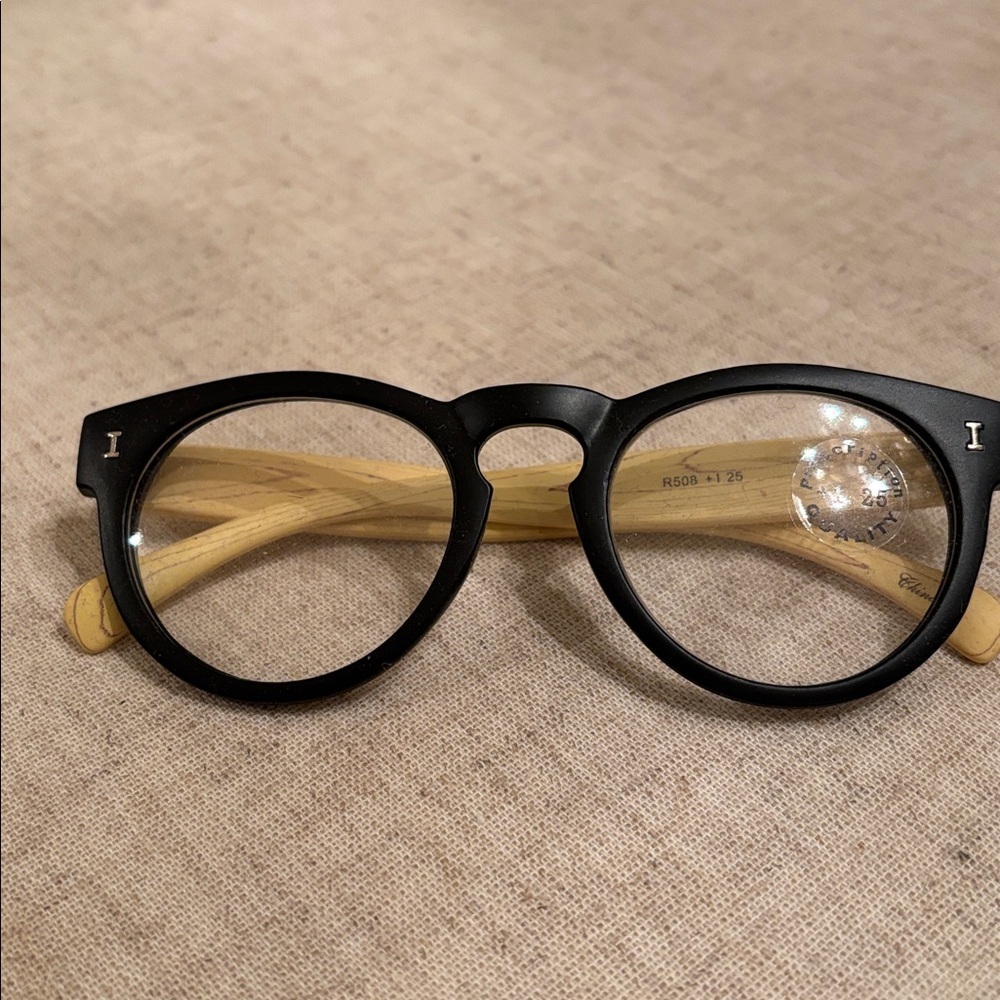 Reading glasses new 1.25 matte new